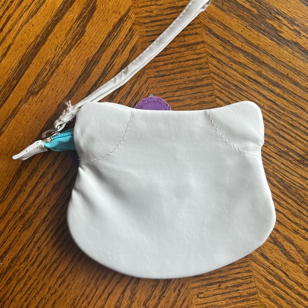 HELLO KITTY Wristlet/Coin Purse - Picture 2 of 8